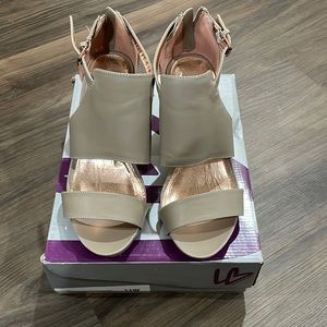 Platform sandals